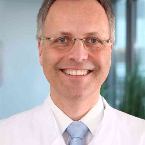 Dr. med. Michael Schneider
